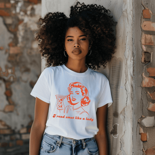 I Read Smut Like a Lady T-Shirt | Retro Martini Design for Romance Readers
